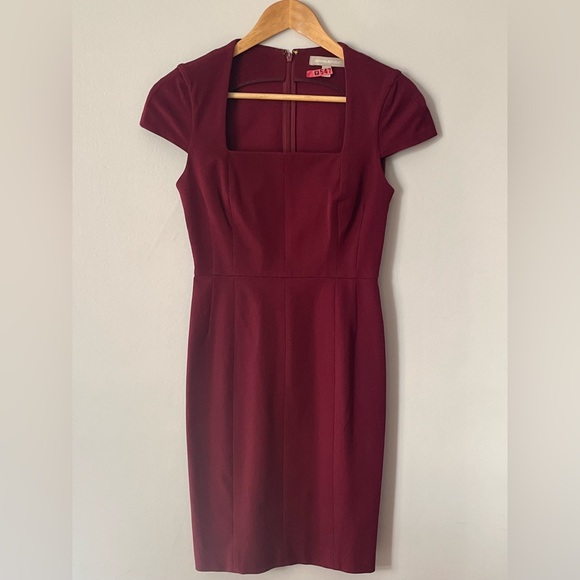 Banana Republic Dresses & Skirts - Women’s Banana Republic Rich Burgundy Midi Elegant Bodycon Dress